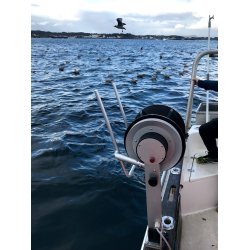 NYHET, n med batteripakke: PROFISHER EN m/garntrommel som har lineskive p indre ende og garngaffel