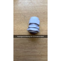 Kabel gjennomf�ring for 2,5  kvadrat kabel. Laget av plast.